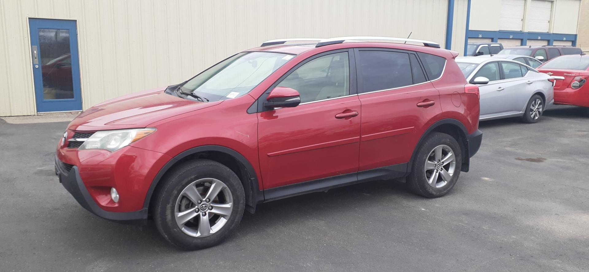 2015 Toyota RAV4 (JTMRFREV9FD) , located at 2015 Cambell Street, Rapid City, SD, 57701, (605) 342-8326, 44.066433, -103.191772 - CARFAX AVAILABLE - Photo#1